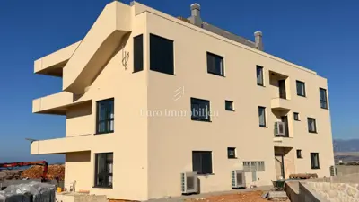 Apartments 49,79 m² in Povljani, quiet location near the sea