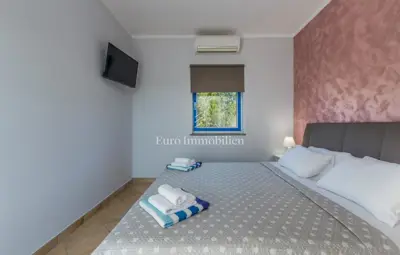 Kuća 319 m², Višnjan - bazen i uređena okućnica - 20