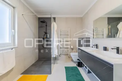 House for sale in Kaštelir, 186 m² - 8