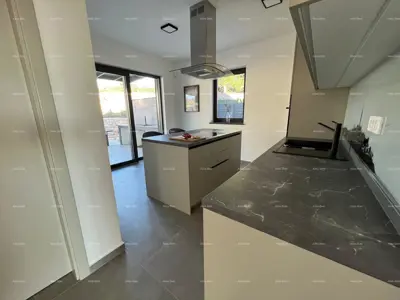 Villa 220 m², Svetvinčenat - Pool und ruhige Siedlung - 8