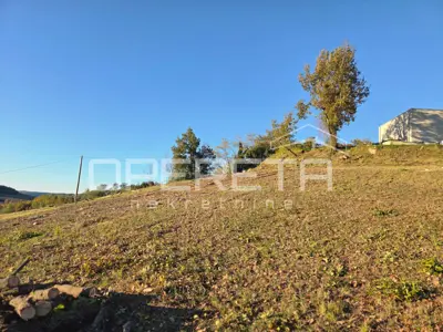 Građevinsko zemljište 1.965 m², Motovun - panoramski pogled - 11