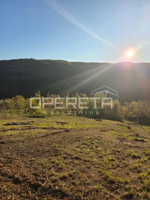 Građevinsko zemljište 1.965 m², Motovun - panoramski pogled - 3