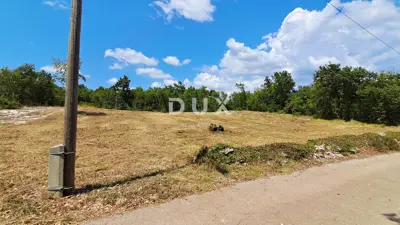 Građevinsko zemljište 1.268 m², Šegotići, Marčana - dvije parcele - 8