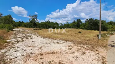 Građevinsko zemljište 1.268 m², Šegotići, Marčana - dvije parcele - 15