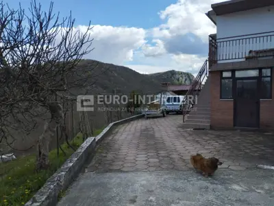 Kuća 177 m², Marinci - panoramski pogled i okućnica - 11