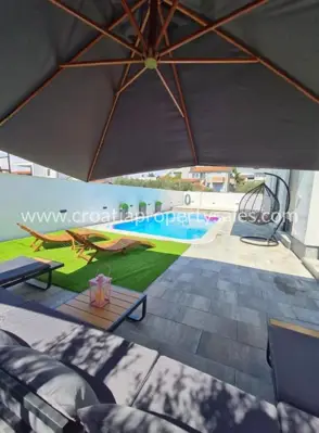 Kuća, Šibenik, 150 m², 620 000 € - 8