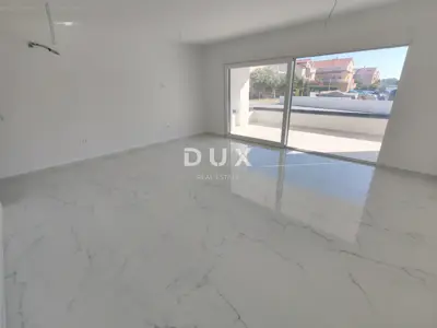 Stan 80 m², Privlaka - 2 spavaće sobe, terasa i vrt - 6