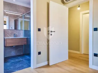 Poreč, Penthouse 188 m² mit Terrasse und atemberaubendem Panoramablick auf das Meer - 11