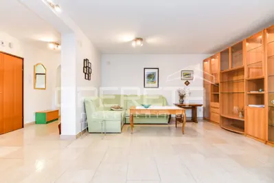 Apartment for rent in Remete, 120 m² - 4