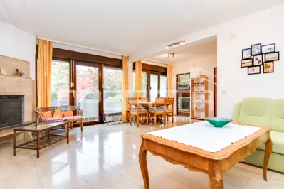 Apartment for rent in Remete, 120 m²