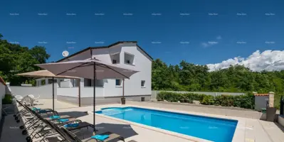Villa mit Pool, Kosinožići bei Poreč, ruhige Lage in Meeresnähe