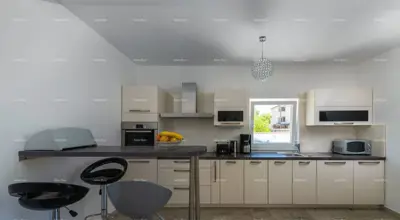 Villa with pool, Kosinožići near Poreč, quiet location near the sea - 8