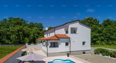 Villa with pool, Kosinožići near Poreč, quiet location near the sea - 2