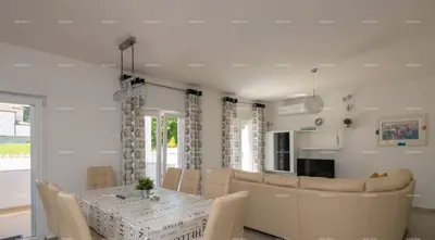Villa with pool, Kosinožići near Poreč, quiet location near the sea - 6