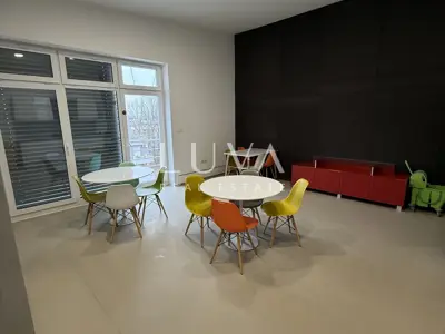 Zagreb, Kamenarka, poslovni prostor 404,81 m² za najam - 9