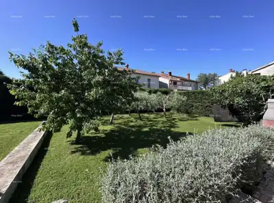 House 409 m², Valdebek - quiet location and 8 parking spaces - 9
