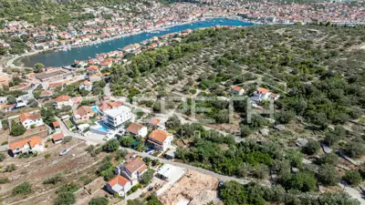 Građevinsko zemljište 809 m², Vela Luka - mirna lokacija
