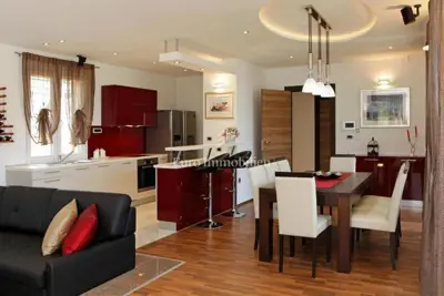 Luksuzna villa na top lokaciji s prekrasnim pogledom na more - 2