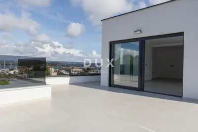 Penthouse 103,9 m², Murter - Meerblick und 2 Terrassen
