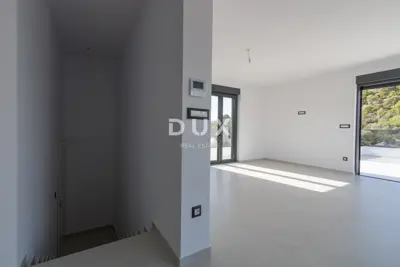 Penthouse 103.9 m², Murter - sea view and 2 terraces - 6