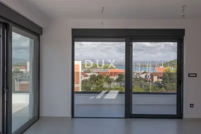 Penthouse 103.9 m², Murter - sea view and 2 terraces - 3