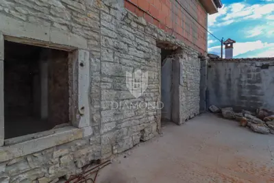 Kuća 331 m², Rovinj okolica - mirna ulica - 8