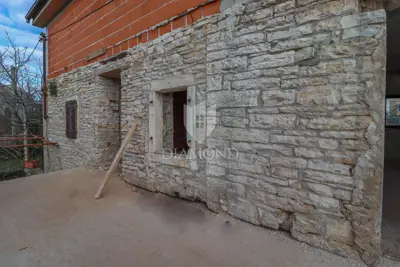 Kuća 331 m², Rovinj okolica - mirna ulica - 10