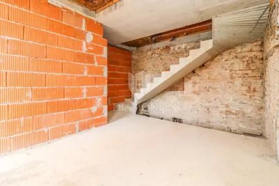 Kuća 331 m², Rovinj okolica - mirna ulica - 11
