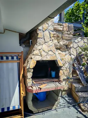Haus 250 m², Maslenica - 4 Apartments und Meerblick - 9