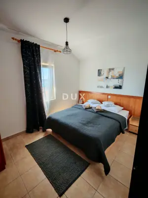 Haus 250 m², Maslenica - 4 Apartments und Meerblick - 13