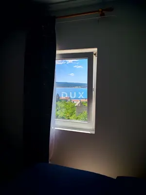 Haus 250 m², Maslenica - 4 Apartments und Meerblick - 4