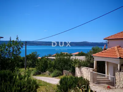Haus 250 m², Maslenica - 4 Apartments und Meerblick - 8