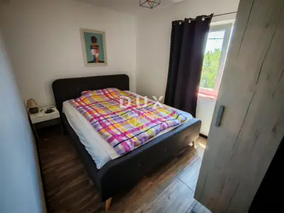 Haus 250 m², Maslenica - 4 Apartments und Meerblick - 15
