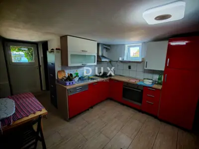 Haus 250 m², Maslenica - 4 Apartments und Meerblick - 16