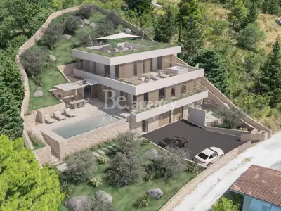 Omiš, Borak - Building plot with a project for villa construction