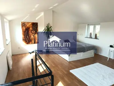 Haus 300 m², Svetvinčenat - 4 Schlafzimmer und Terrasse - 9