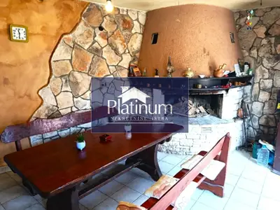 Haus 300 m², Svetvinčenat - 4 Schlafzimmer und Terrasse - 5