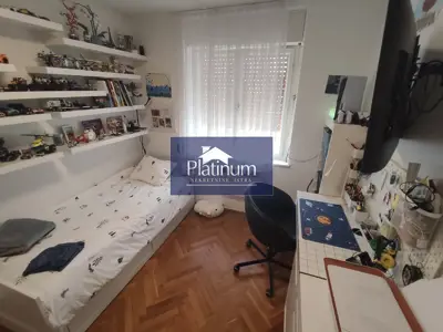 Stan 83 m², Šijana, Pula - 3 spavaće sobe, lođa - 19