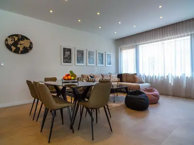 Vila 216 m², Veliko Brdo - pogled na more i bazen - 13
