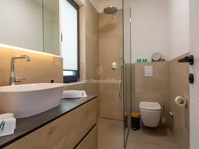 Vila 216 m², Veliko Brdo - pogled na more i bazen - 19
