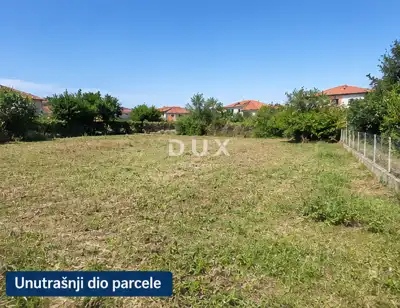 Building land in Vrsi, by the road and infrastructure