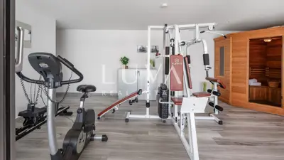 Villa 400 m², Stanići near Omiš - pool and jacuzzi - 13