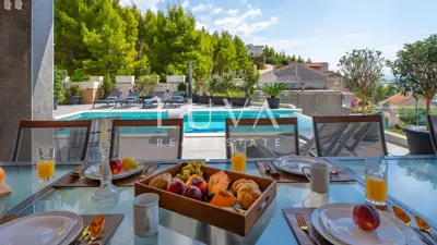 Villa 400 m², Stanići near Omiš - pool and jacuzzi - 7