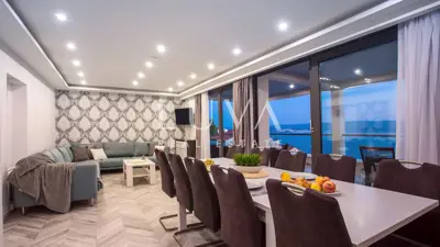 Villa 400 m², Stanići near Omiš - pool and jacuzzi - 21