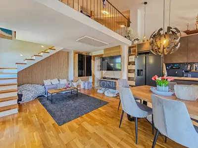 Exclusive! Novigrad, beautiful apartment 76 m² at 700 m from the sea!