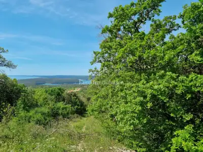 Labin - agricultural land with sea view