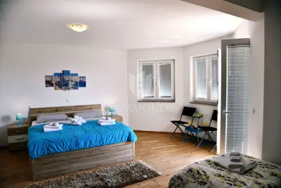 House for sale in Malinska - Okolica, 450 m² - 18