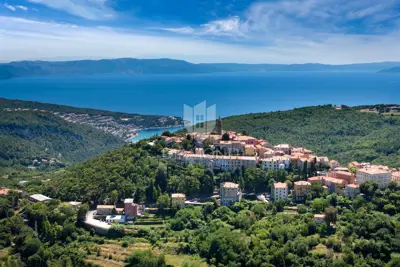 Apartment 105 m², Labin - old town center - 9