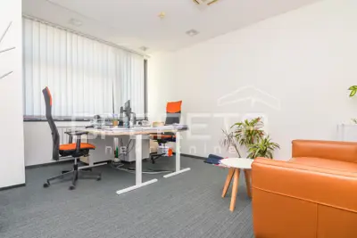 Zakup, Ured, Kvatrić, Grge Tuškana, 65 m² - 2
