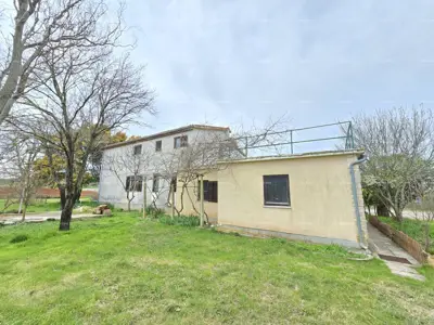 Haus 370 m², Pula, Centar - Keller, Erdgeschoss und Obergeschoss - 13